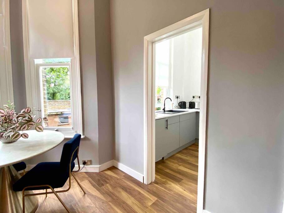 Stylish Studio For 3 Near Regents Park N4 ลอนดอน ภายนอก รูปภาพ