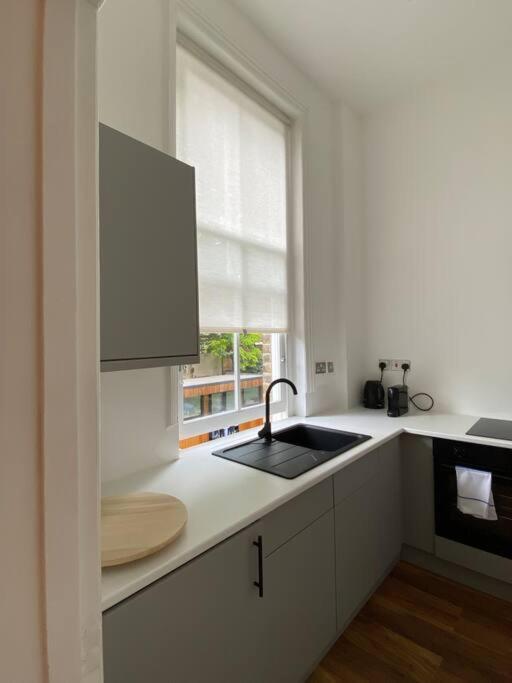 Stylish Studio For 3 Near Regents Park N4 ลอนดอน ภายนอก รูปภาพ